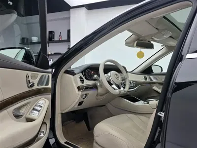 Mercedes-Benz S-Class 2015, 164000 км, за 33224.64 USD