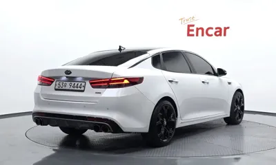 Kia K5 2016, 185352 км, за 5860.52 USD