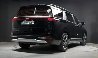 Kia Canival 2021, 125887 км, за 11487.46 USD