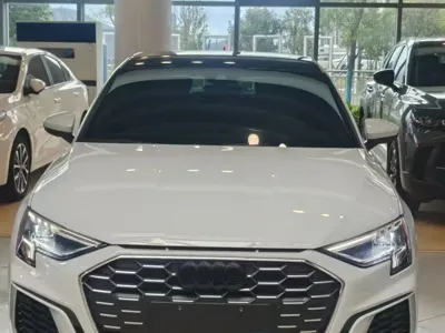 Audi A3 2023, 16000 км, за 22630.52 USD