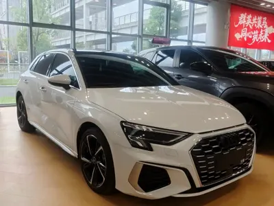 Audi A3 2023, 16000 км, за 22630.52 USD