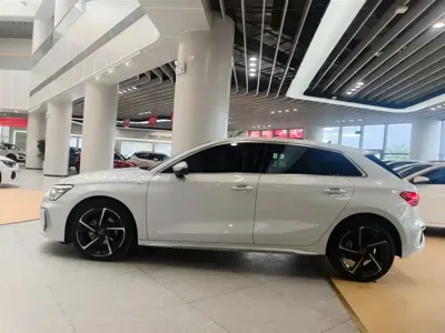 Audi A3 2023, 16000 км, за 22630.52 USD