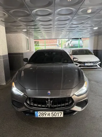 Maserati Ghibli 2018, 76000 км, за 19036.37 USD