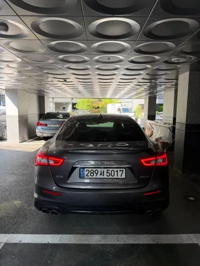 Maserati Ghibli 2018, 76000 км, за 19036.37 USD