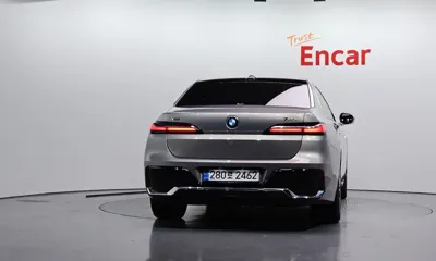 BMW 7-Series 2024, 66597 км, за 60579.84 USD