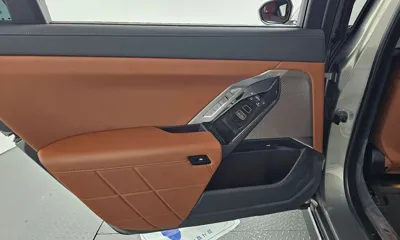 BMW 7-Series 2024, 66597 км, за 60579.84 USD - фото 25