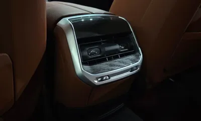 BMW 7-Series 2024, 66597 км, за 60579.84 USD - фото 31