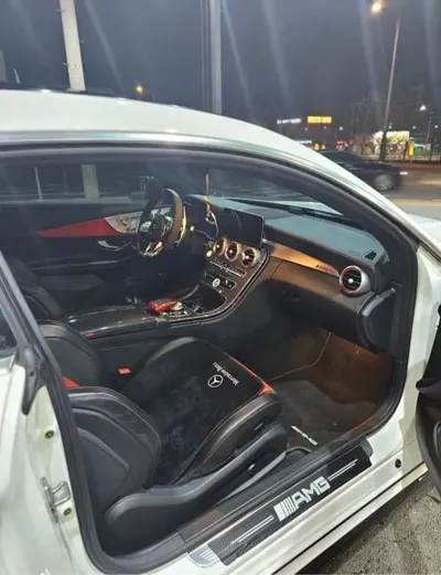 Mercedes-Benz C-Class 2021, 37651 км, за 50238 USD