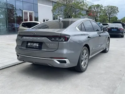 Ford Mondeo 2024, 10800 км, за 14643.31 USD - фото 9