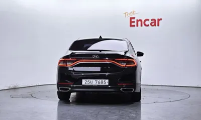 Hyundai Grandeur 2018, 64249 км, за 10603.7 USD