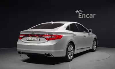 Hyundai Grandeur 2017, 128450 км, за 3959.55 USD