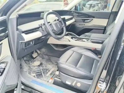 Lincoln Nautilus 2023, 23000 км, за 24543.37 USD