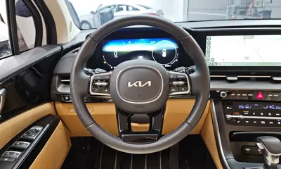 Kia Canival 2023, 32600 км, за 27953.18 USD - фото 13