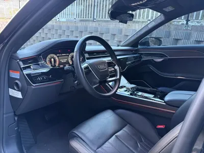 Audi A8 2021, 49000 км, за 45949.85 USD - фото 10