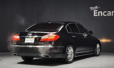 Hyundai Genesis 2014, 154061 км, за 3633.96 USD