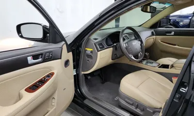 Hyundai Genesis 2014, 154061 км, за 3633.96 USD - фото 10