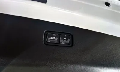 Genesis GV70 2023, 12086 км, за 28554.55 USD - фото 20