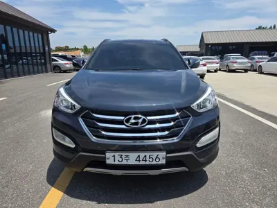 Hyundai Santafe 2013, 158000 км, за 4726.27 USD