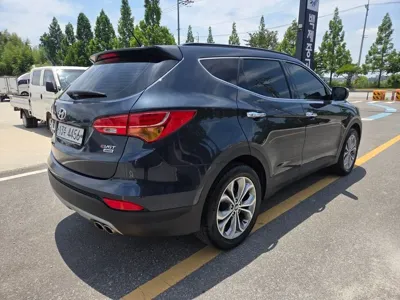 Hyundai Santafe 2013, 158000 км, за 4726.27 USD