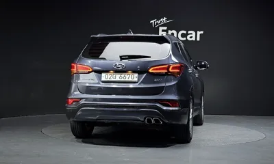 Hyundai Santafe 2018, 135770 км, за 8074.04 USD