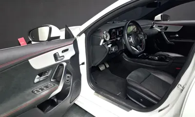 Mercedes-Benz CLA-Class 2023, 36105 км, за 23093.96 USD - фото 10