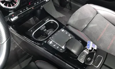 Mercedes-Benz CLA-Class 2023, 36105 км, за 23093.96 USD - фото 17