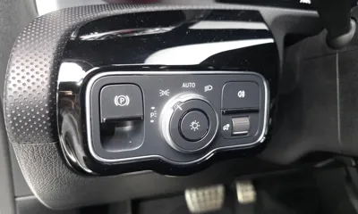 Mercedes-Benz CLA-Class 2023, 36105 км, за 23093.96 USD - фото 19