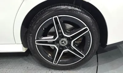 Mercedes-Benz CLA-Class 2023, 36105 км, за 23093.96 USD - фото 21