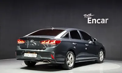 Hyundai Sonata 2018, 59744 км, за 9250.82 USD