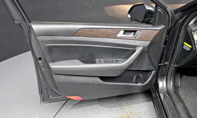 Hyundai Sonata 2018, 59744 км, за 9250.82 USD - фото 24