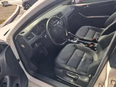 Volkswagen Jetta 2013, 165545 км, за 1962.72 USD - фото 10