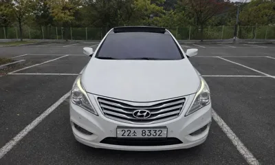 Hyundai Grandeur 2012, 181426 км, за 3185.33 USD