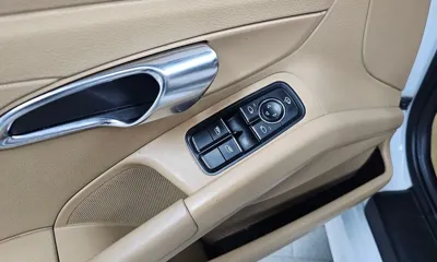 Porsche Boxster 2015, 181747 км, за 17876.87 USD - фото 13