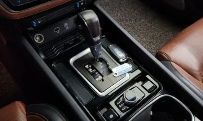 KG_Mobility_Ssangyong Rexton 2018, 122548 км, за 8602.64 USD - фото 9