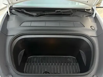 Tesla Model Y 2021, 82000 км, за 19858.4 USD - фото 8