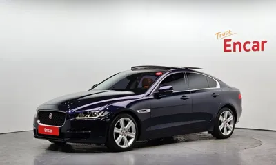 Jaguar XE · 2017 год