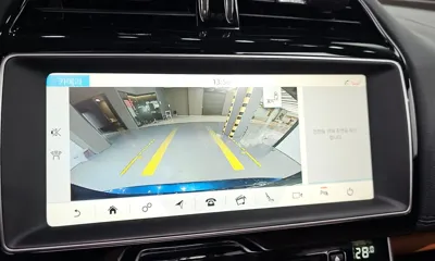 Jaguar XE 2017, 120404 км, за 5310.49 USD - фото 15