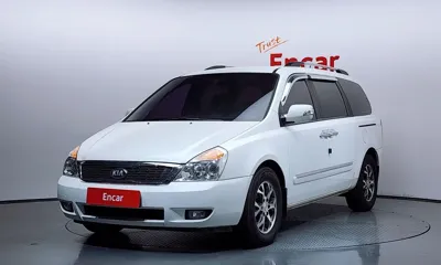 Kia Canival · 2013 год