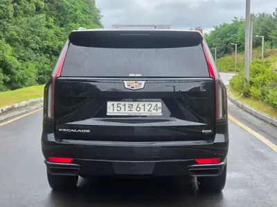 Cadillac Escalade 2021, 46100 км, за 53052.05 USD - фото 6