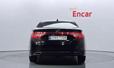 Hyundai Grandeur 2014, 181439 км, за 3577.94 USD