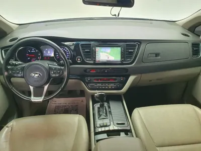 Kia Canival 2016, 217000 км, за 3872.92 USD