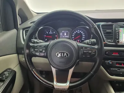 Kia Canival 2016, 217000 км, за 3841.89 USD - фото 15