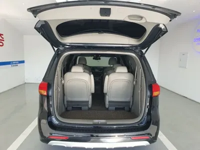Kia Canival 2016, 217000 км, за 3841.89 USD - фото 18