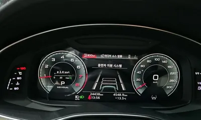 Audi A6 2023, 24438 км, за 24777 USD - фото 8
