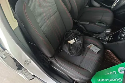 Buick Encore 2018, 113100 км, за 6968 USD - фото 19