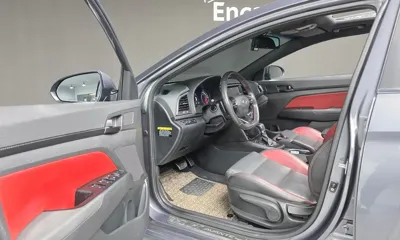 Hyundai Avante 2018, 93936 км, за 7377.22 USD - фото 12