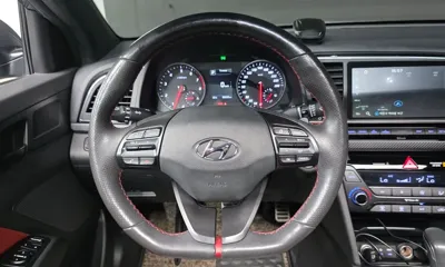 Hyundai Avante 2018, 93936 км, за 7377.22 USD - фото 15