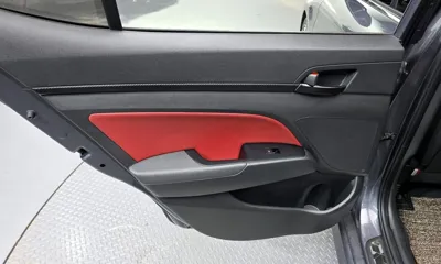 Hyundai Avante 2018, 93936 км, за 7377.22 USD - фото 25