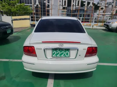 Hyundai Sonata 2004, 159000 км, за 1175.77 USD