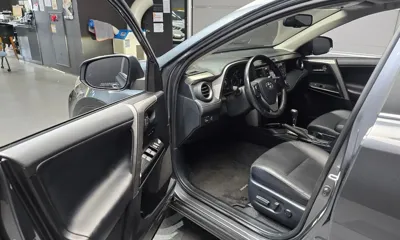 Toyota RAV4 2018, 68933 км, за 14983.72 USD - фото 10